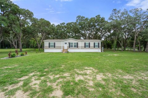 A home in LECANTO