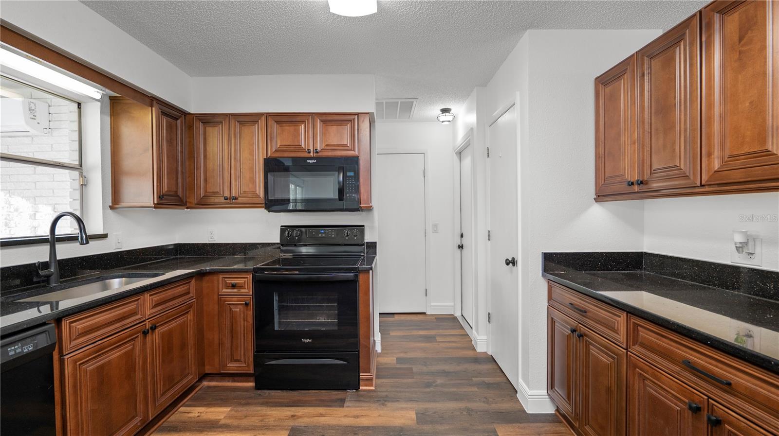 HIGHLAND LAKES ESTATES - Residential