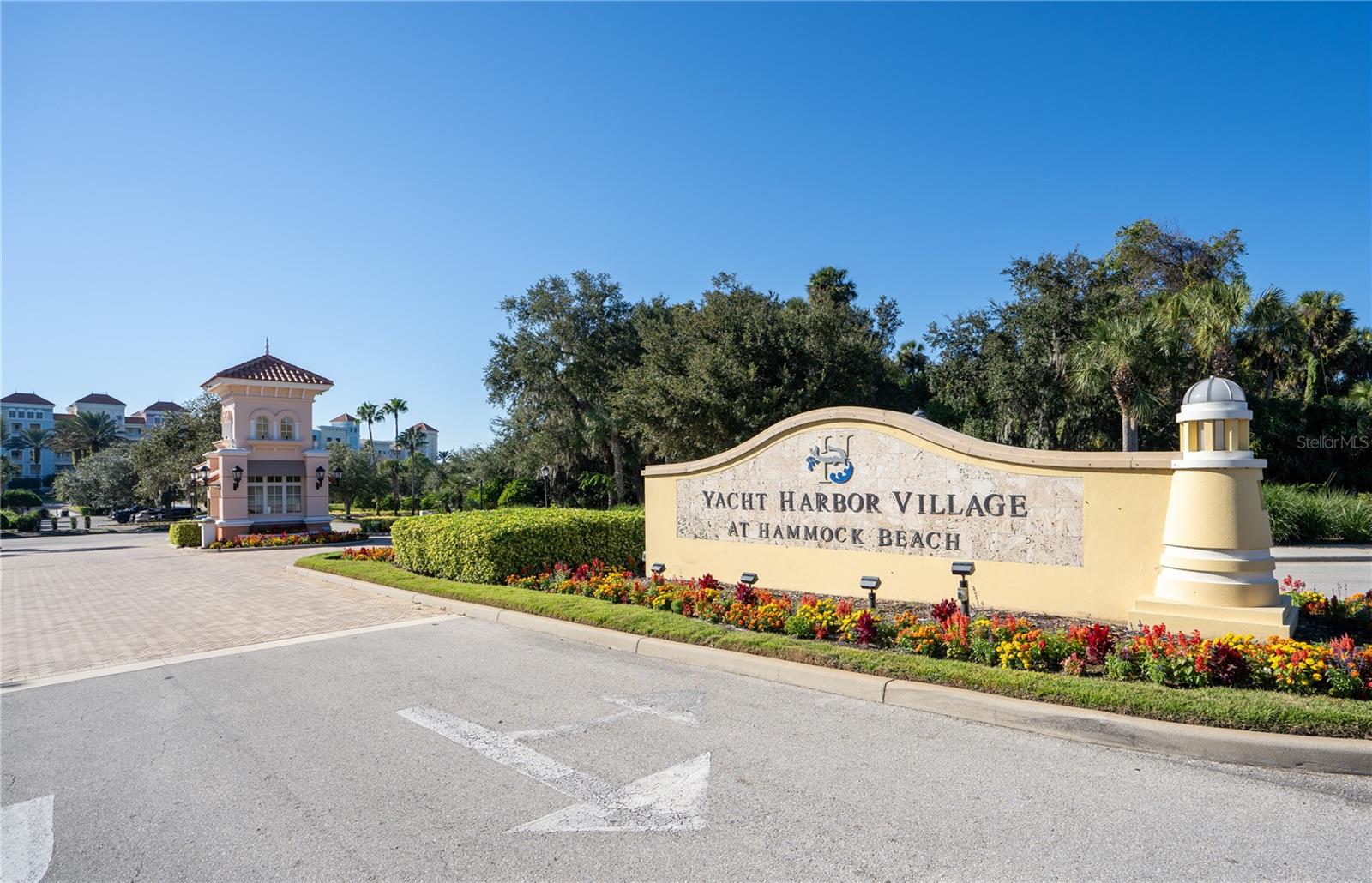 102 YACHT HARBOR DRIVE 475