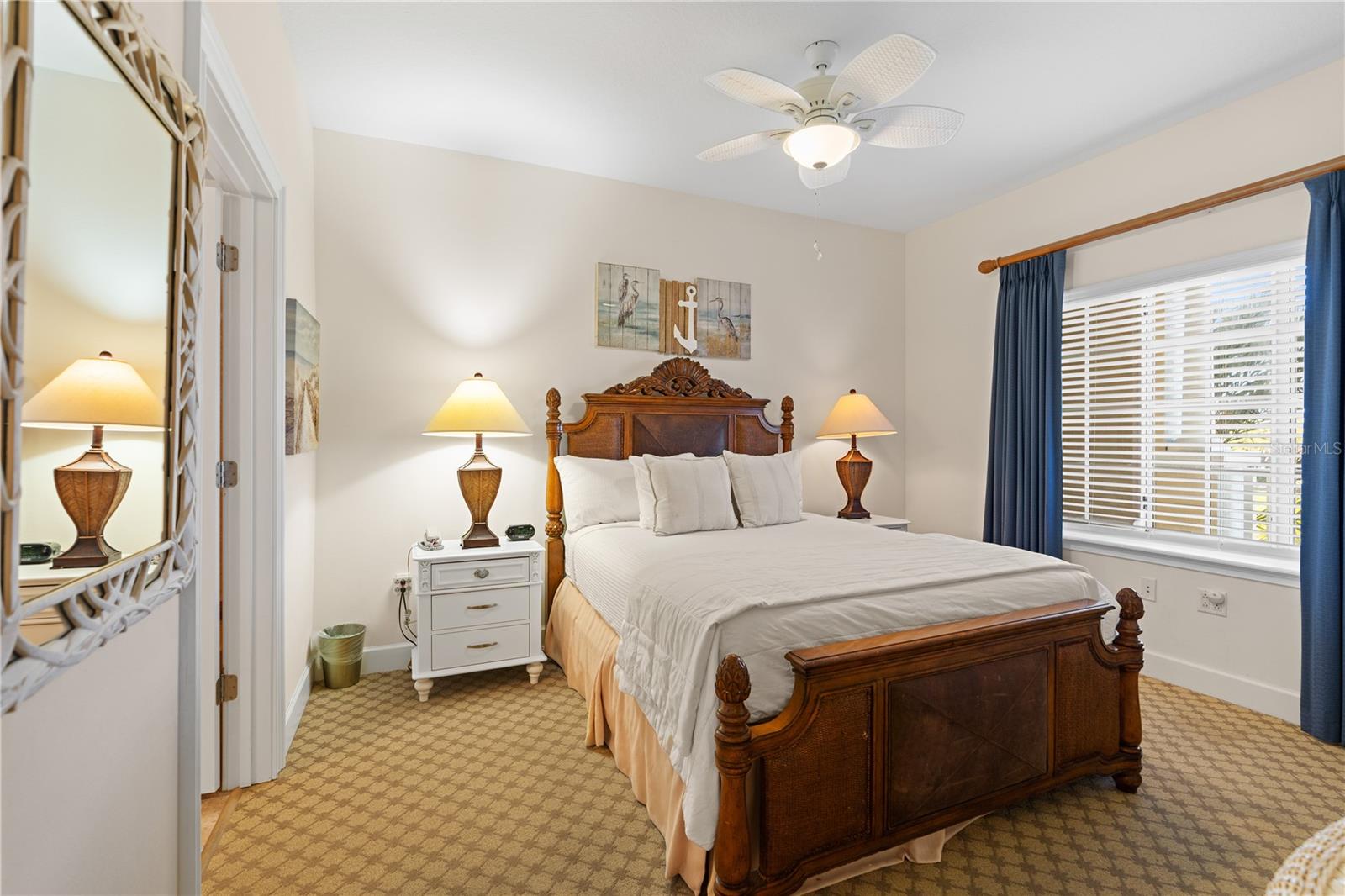102 YACHT HARBOR DRIVE 475
