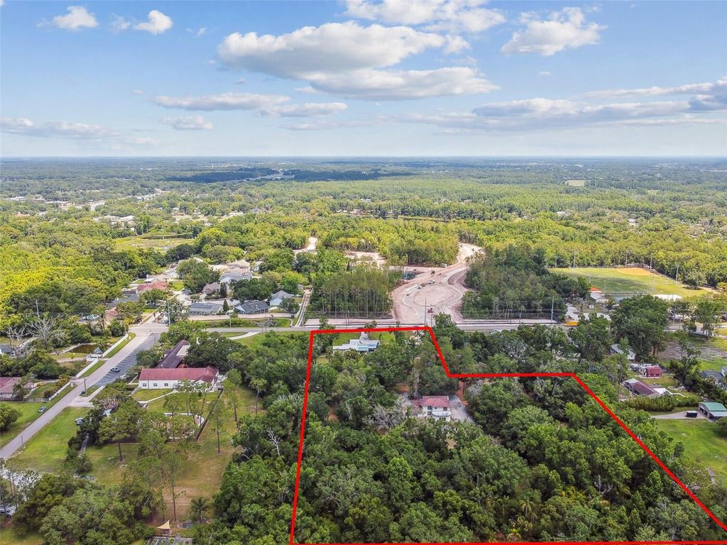 Photo of 619 Sunset Lane, Lutz, FL 33549 (MLS # TB8390244)