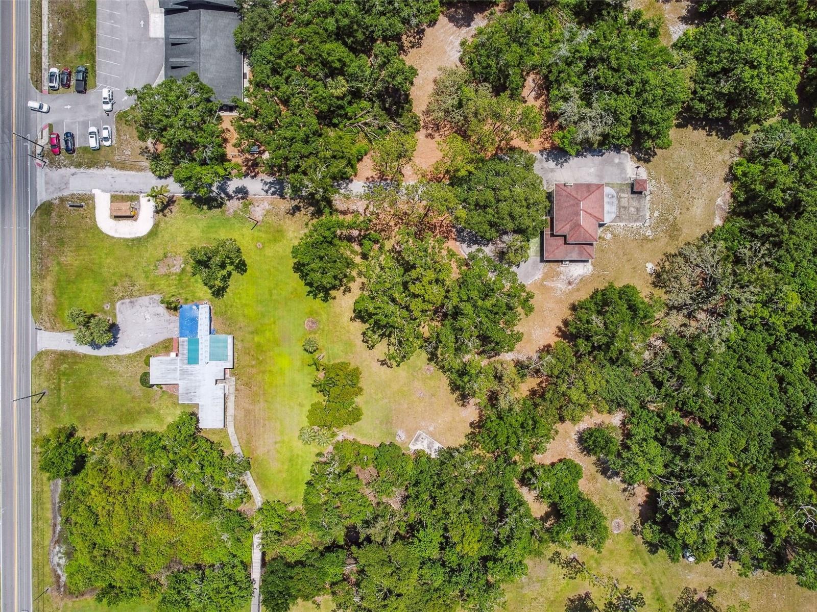 619 SUNSET LANE