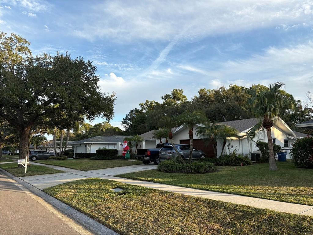 Photo of 2649 Clubhouse Drive S, Clearwater, FL 33761 (MLS # TB8456441)