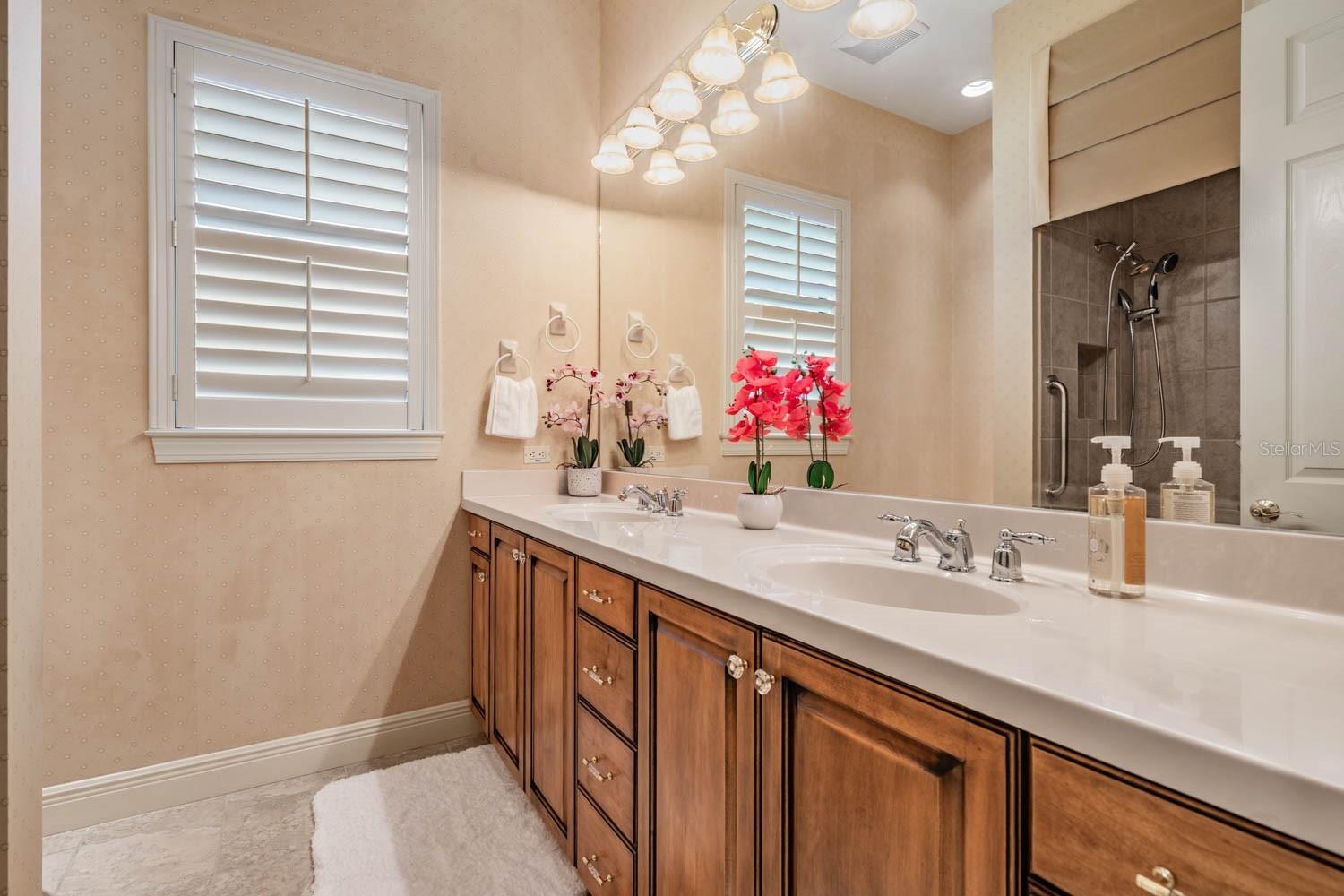 LAKE JOVITA GOLF AND COUNTRY CLUB - Residential