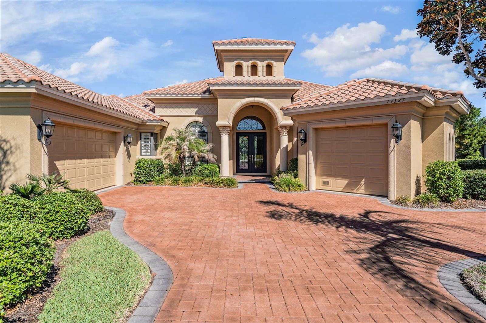 LAKE JOVITA GOLF AND COUNTRY CLUB - Residential