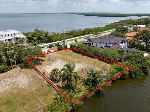 939 S BAYSHORE BOULEVARD SAFETY HARBOR FL 34695