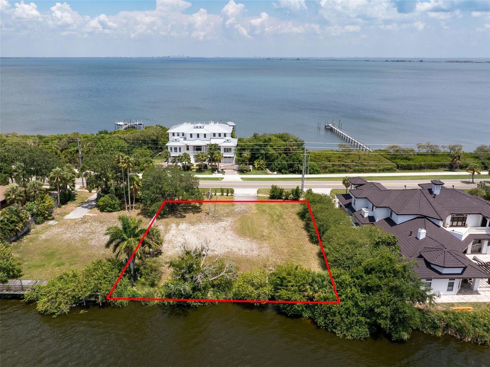 939 S BAYSHORE BOULEVARD