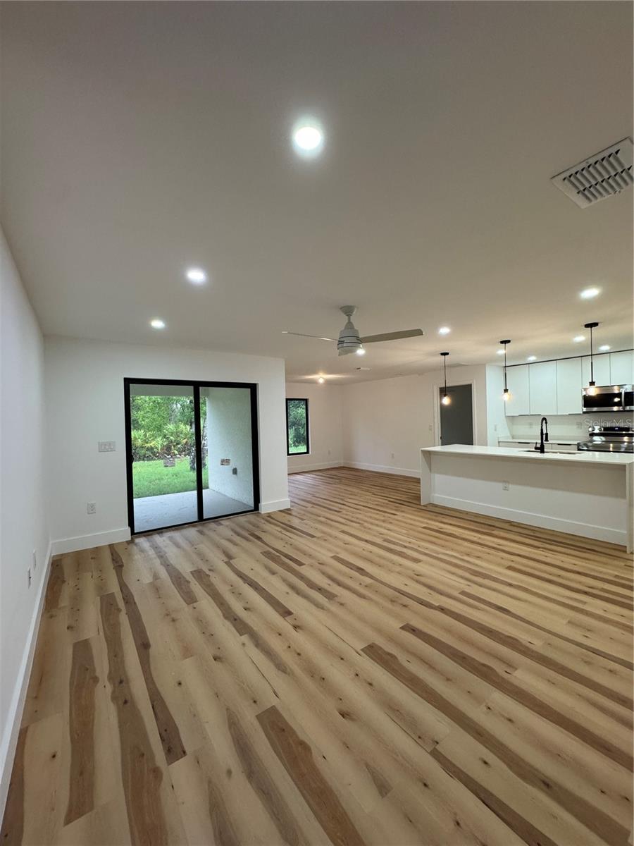Brand New House with Large impact windows
3 Bedrooms 01 Den/Studio or can used as 4th Bedroom
02 Full Bathrooms
Luxury Vinyl Waterproof Floors
ALSO AVAILABLE NEXT DOOR HOUSE 15468
