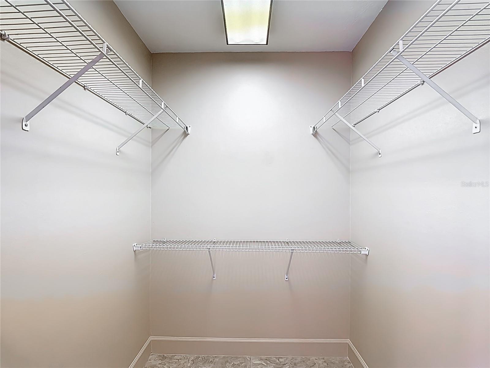 DELESPINE ON INDIAN RIVER - Residential