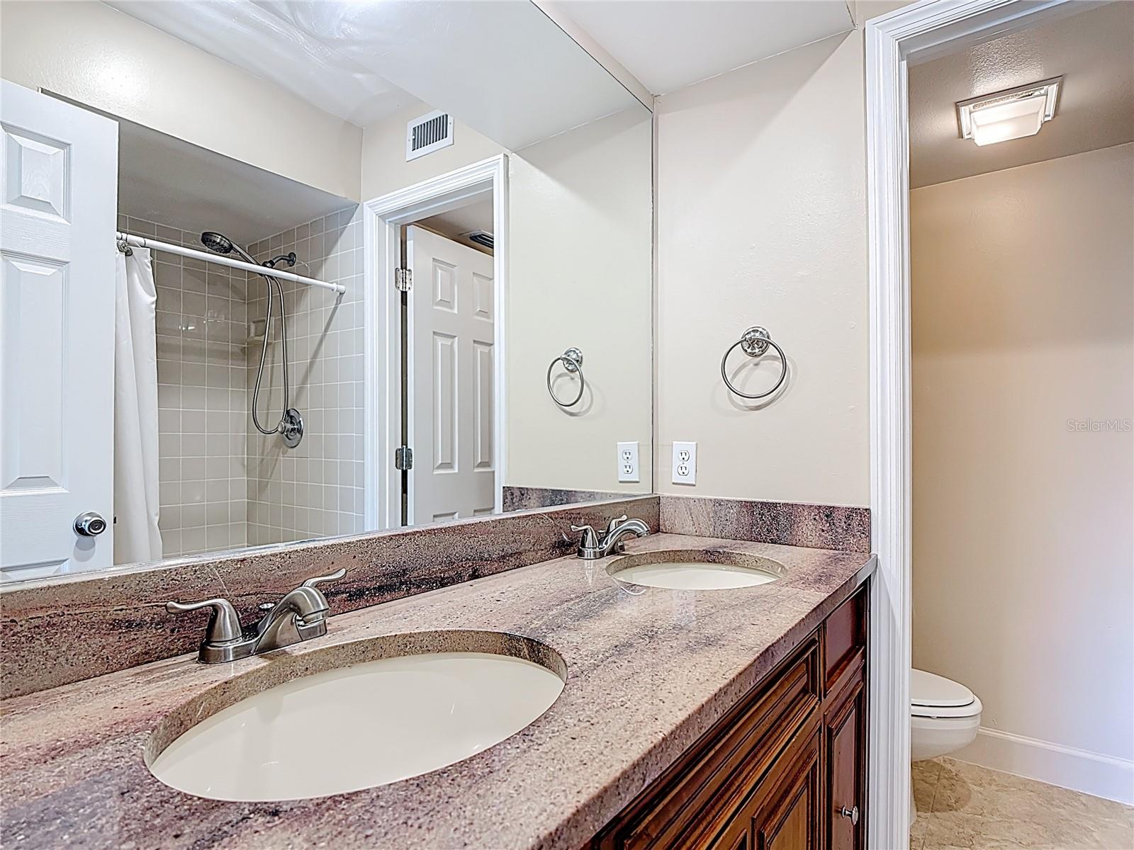 DELESPINE ON INDIAN RIVER - Residential