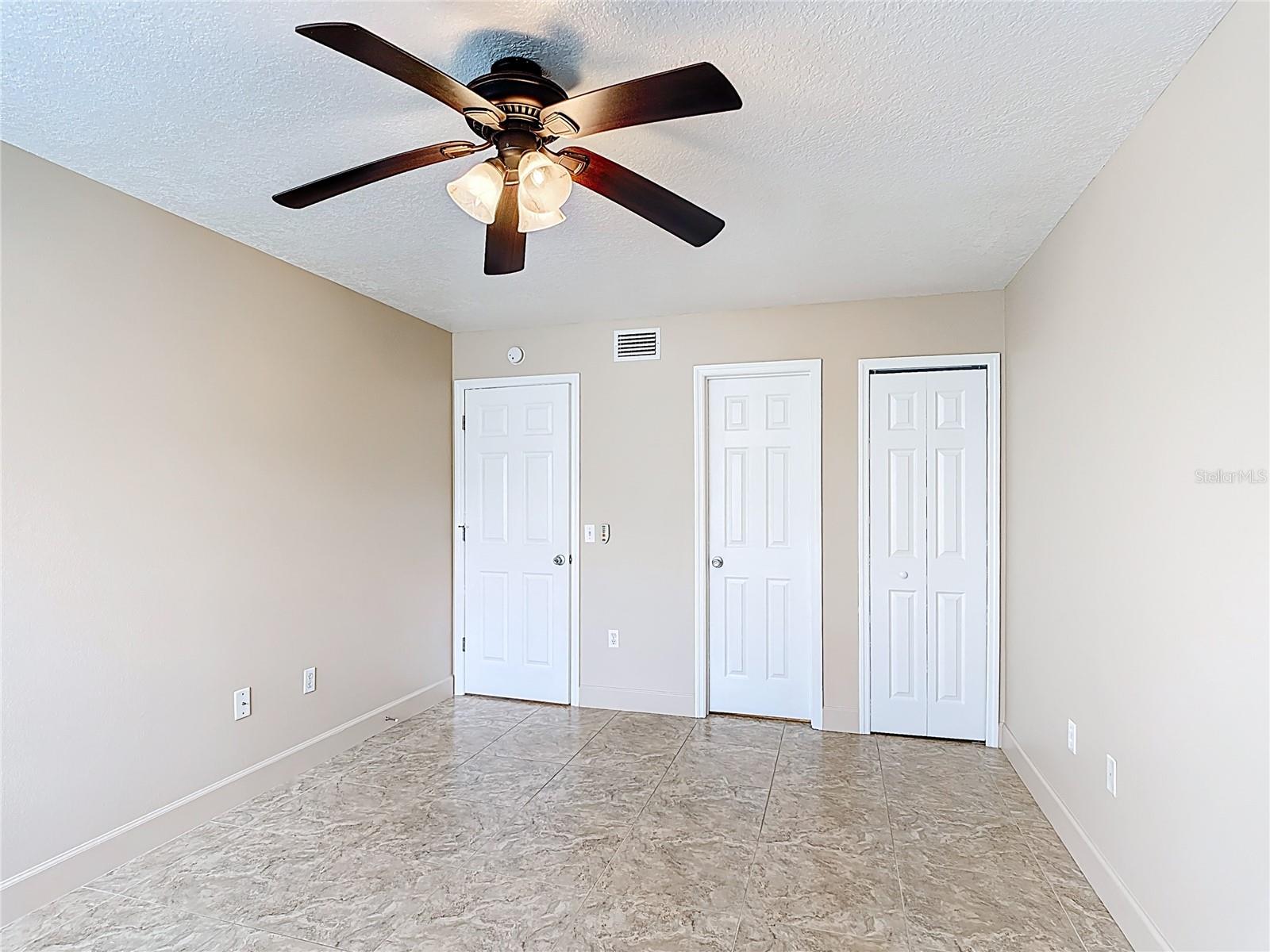 DELESPINE ON INDIAN RIVER - Residential