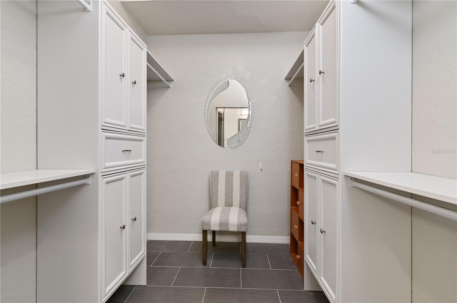 HIDDEN HARBOR - Residential