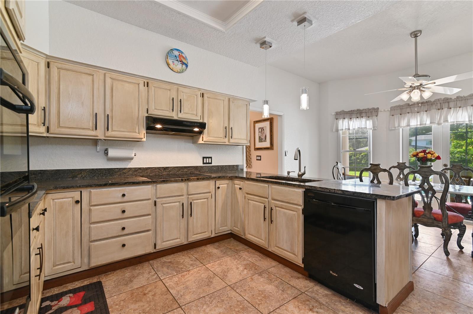 HIDDEN HARBOR - Residential