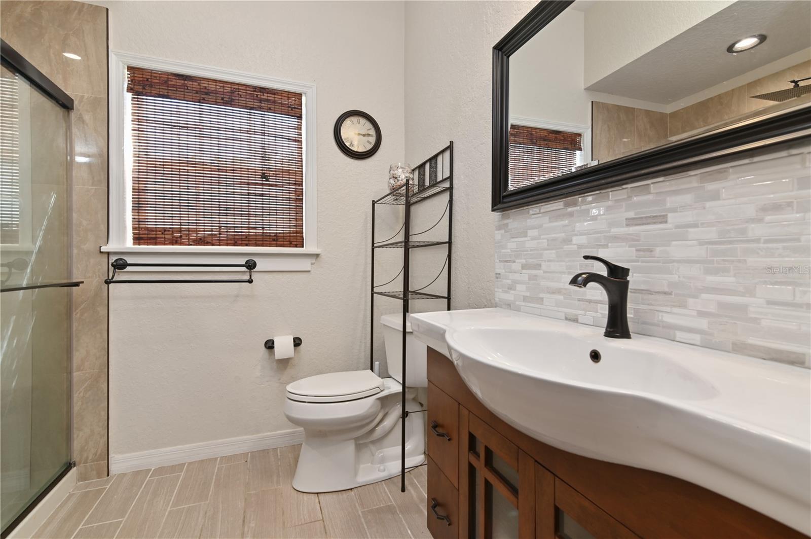 HIDDEN HARBOR - Residential