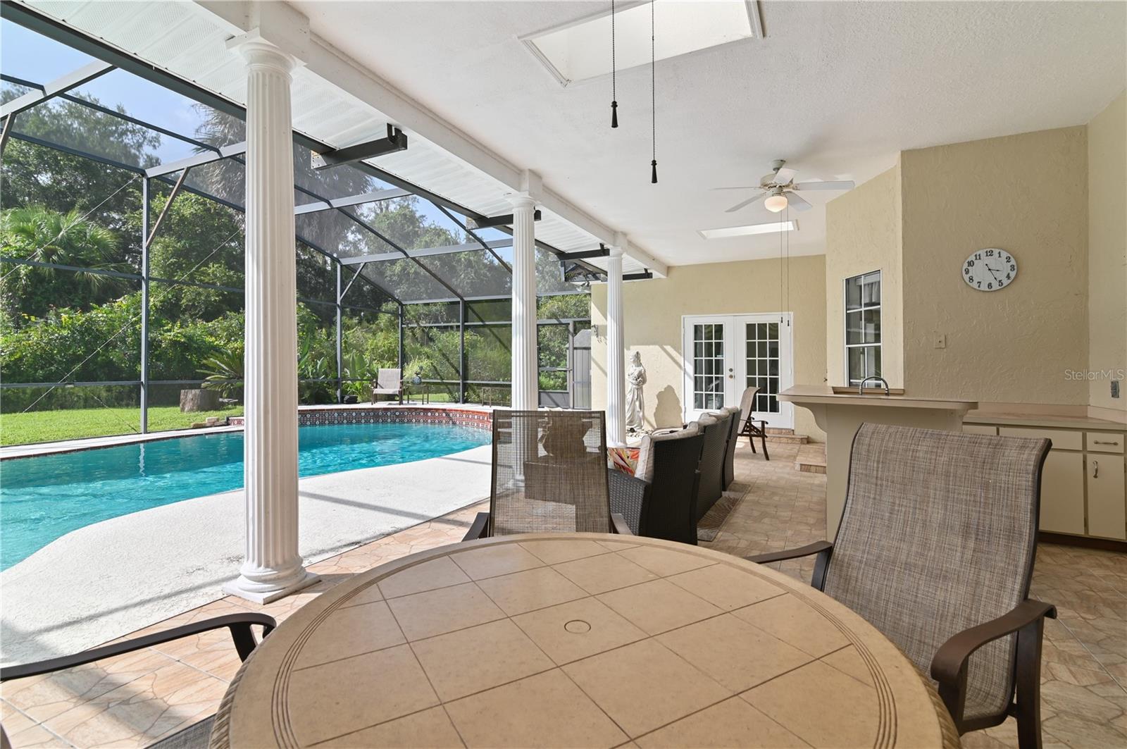 HIDDEN HARBOR - Residential