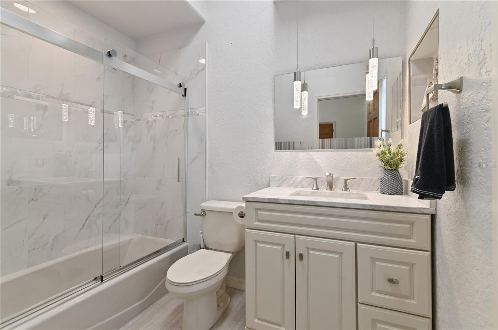 HIDDEN HARBOR - Residential