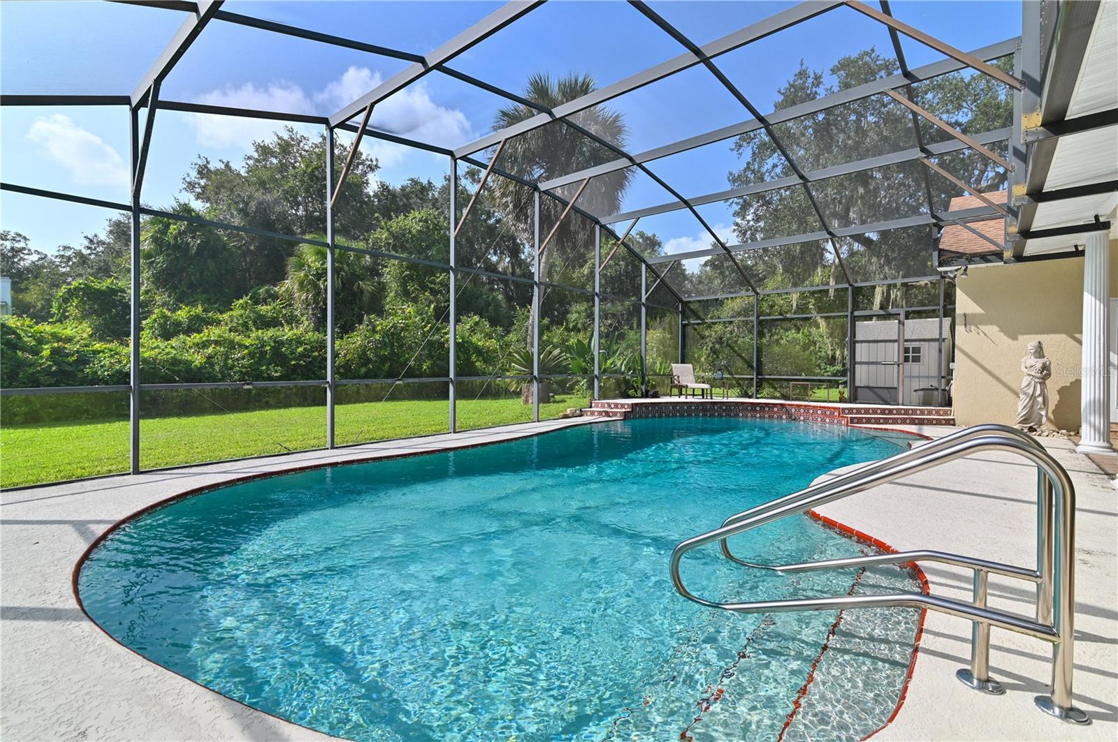 HIDDEN HARBOR - Residential