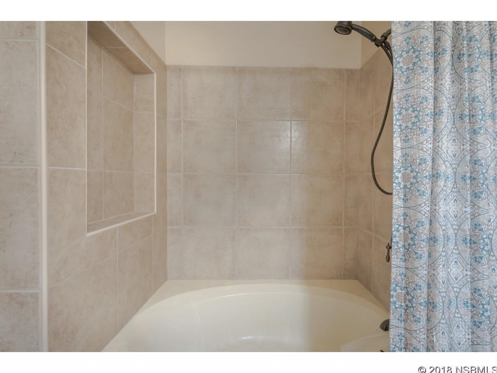 Florida Shores 01 - Residential