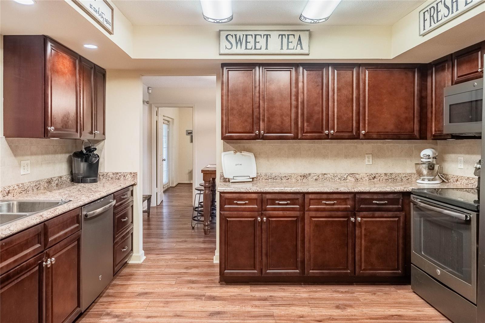 CHRISTINA HEIGHTS - Residential