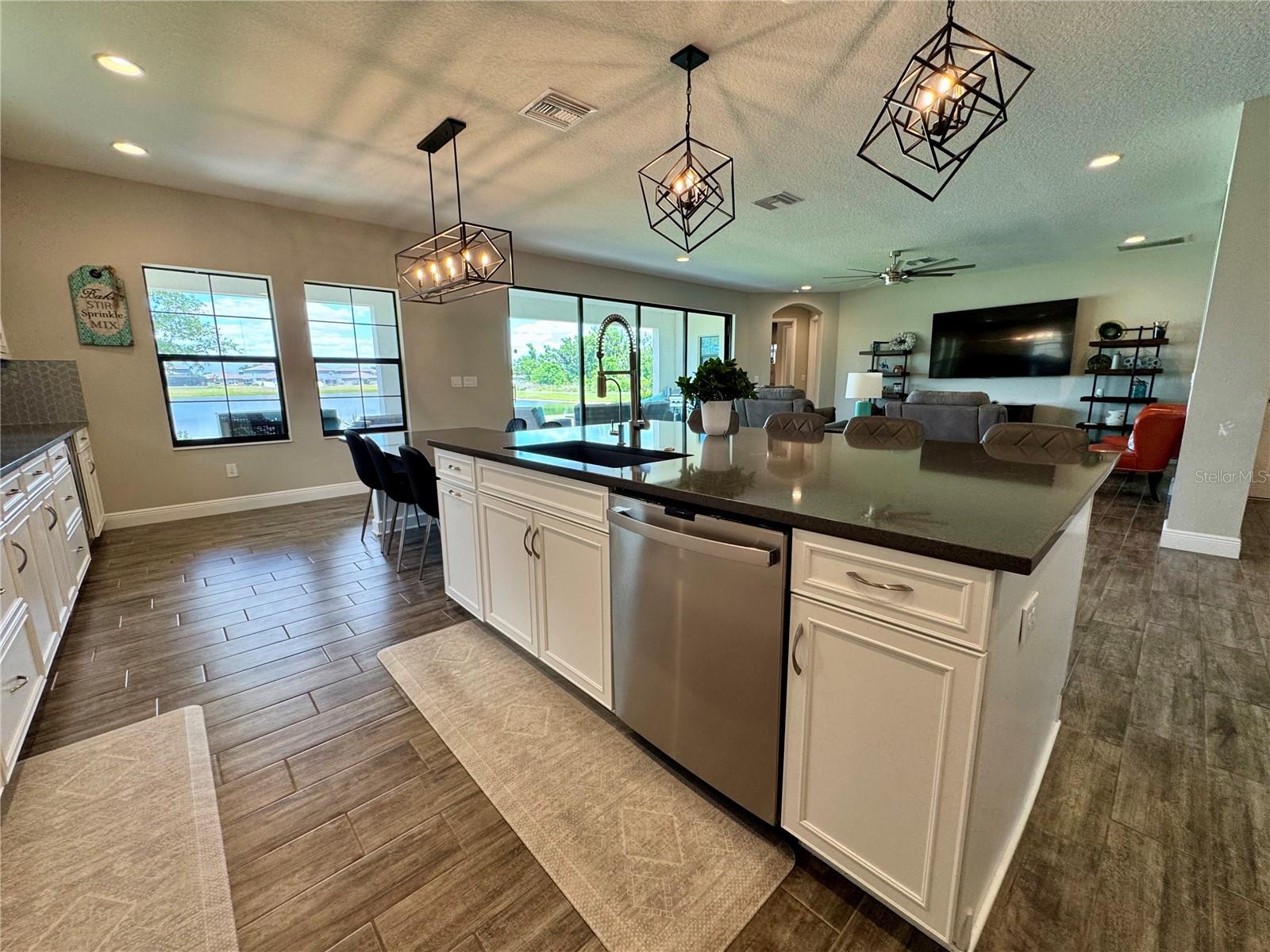 TRIPLE CRK VLG M-1 - Residential