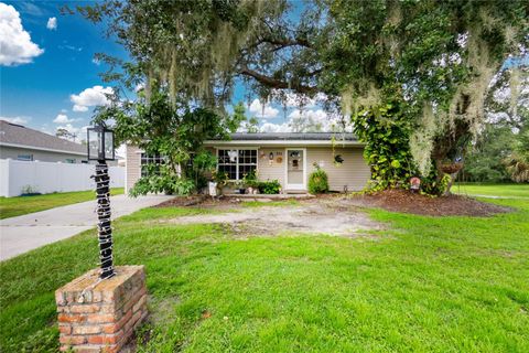 A home in PORT CHARLOTTE