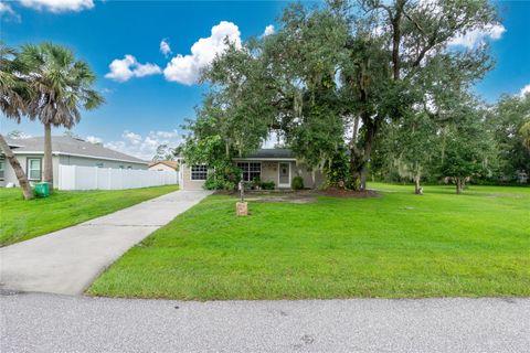 A home in PORT CHARLOTTE