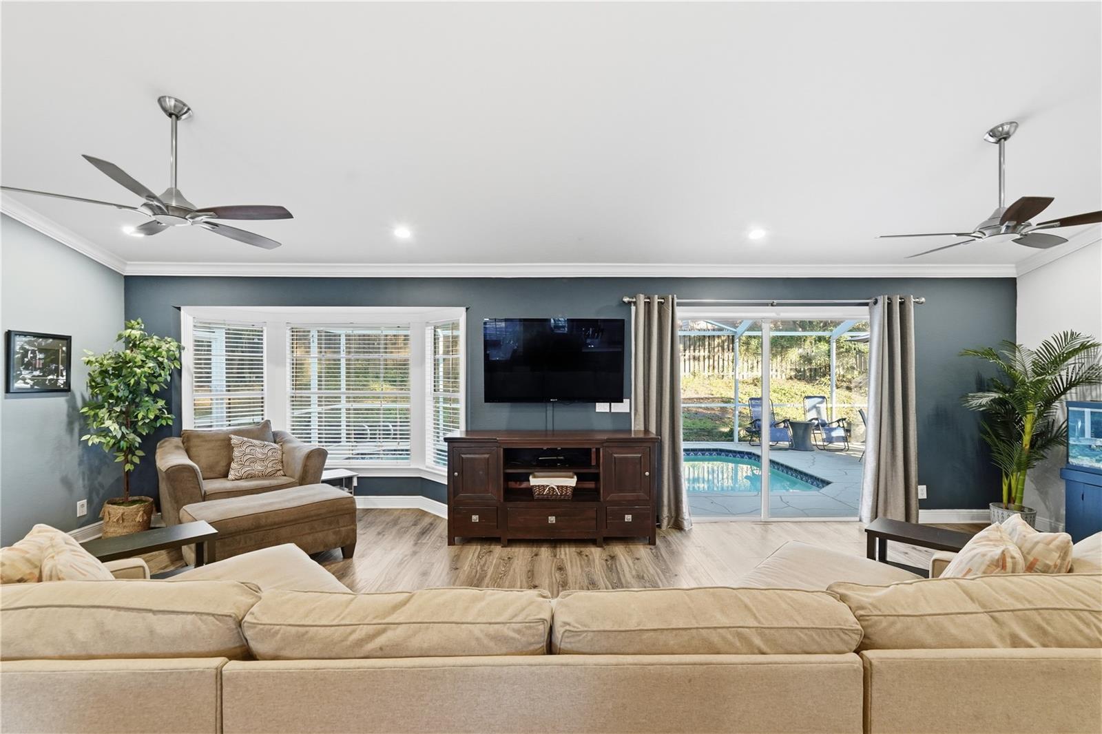 DEEP SPRING - Residential