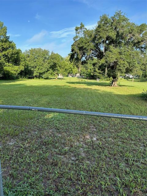 A home in ZEPHYRHILLS