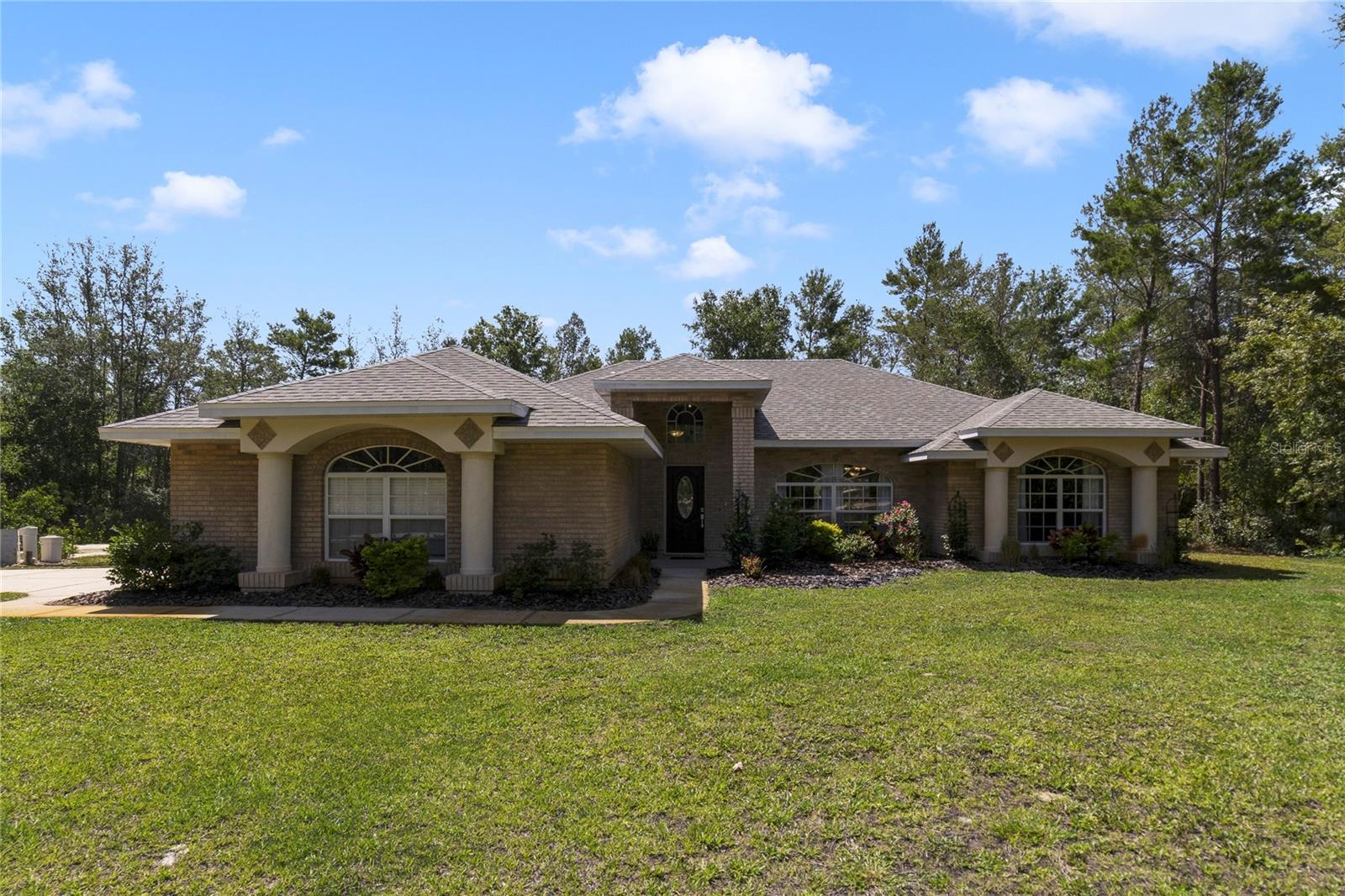 3211 HIDDEN CREST LANE