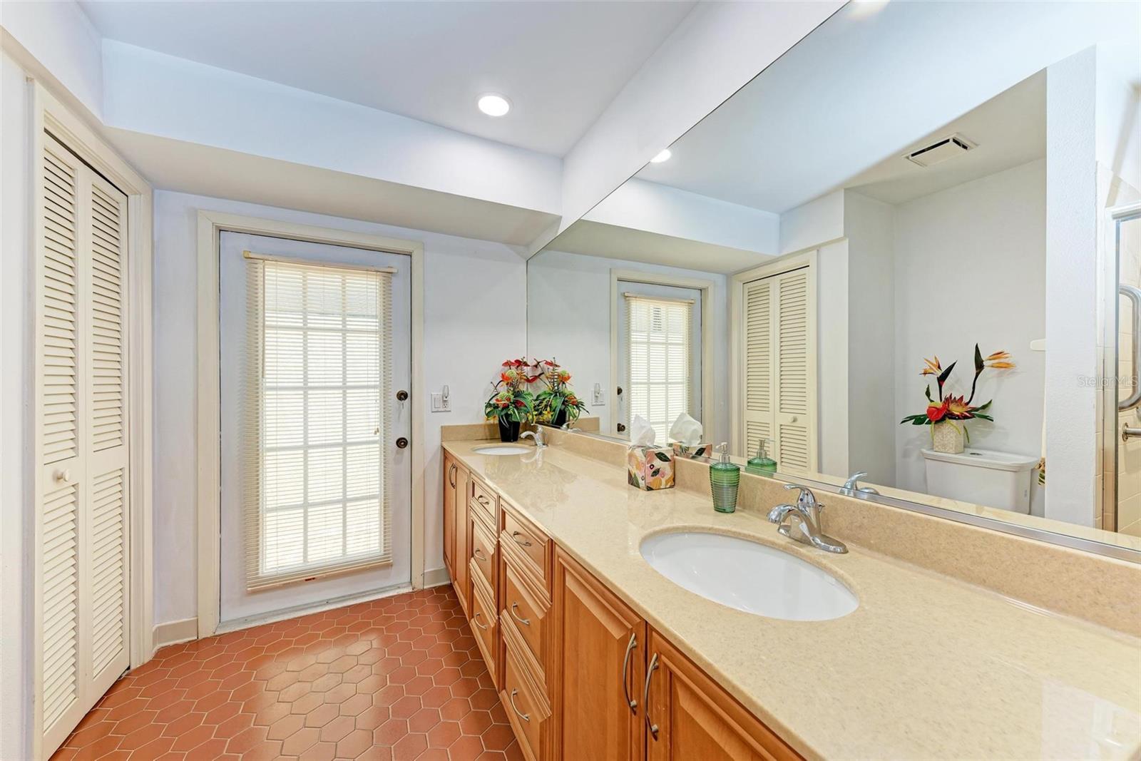 HOURGLASS LAKES PH 1 - Residential