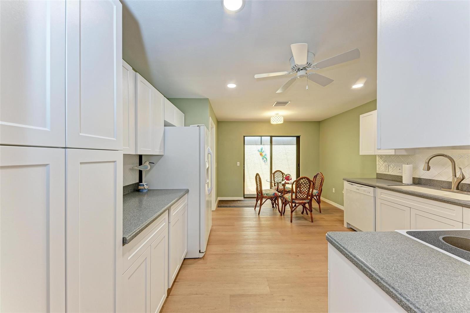 HOURGLASS LAKES PH 1 - Residential