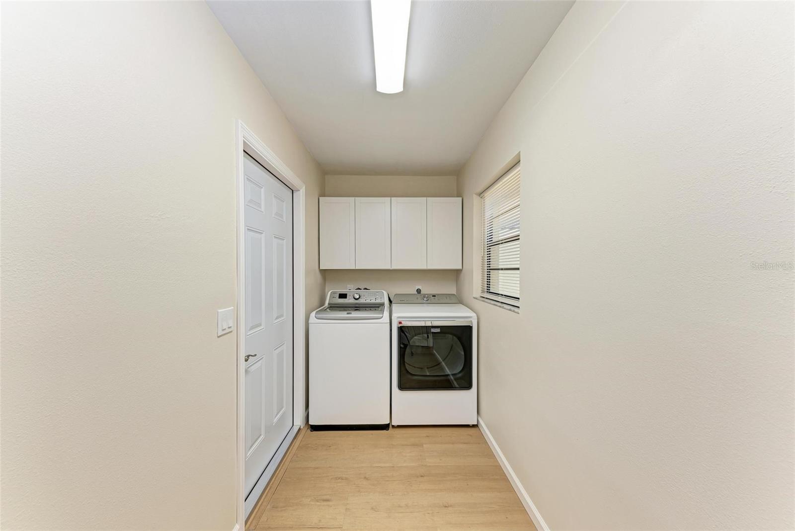 HOURGLASS LAKES PH 1 - Residential