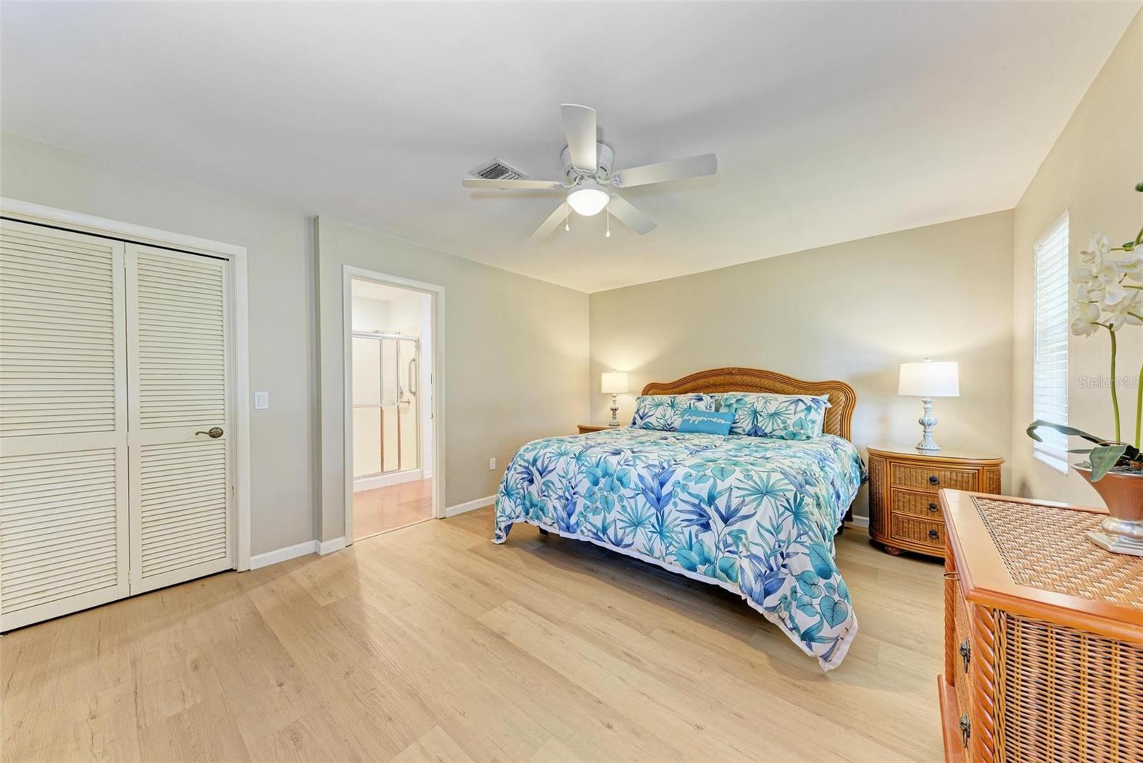 HOURGLASS LAKES PH 1 - Residential