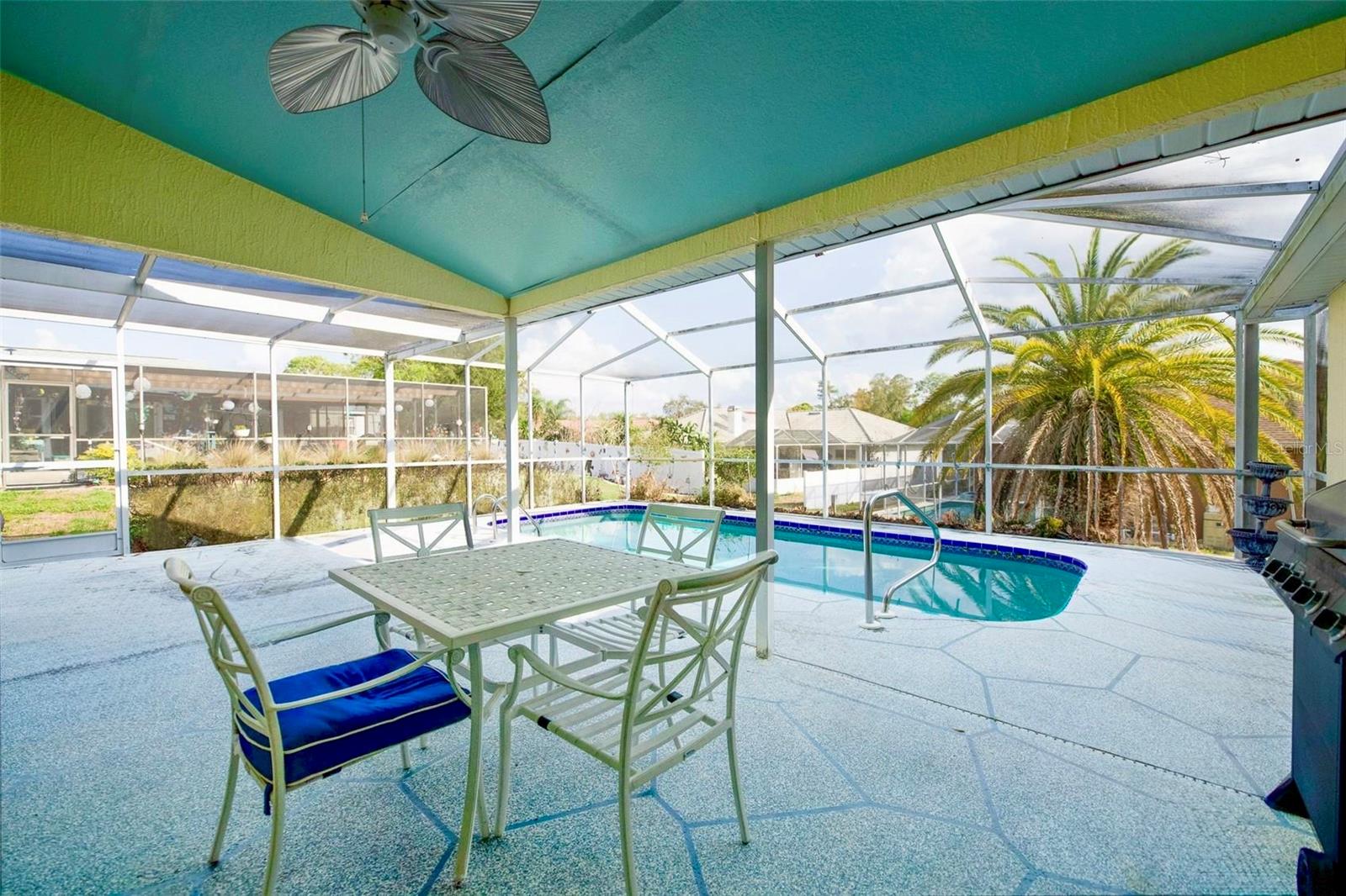 REGENCY OAKS - Residential