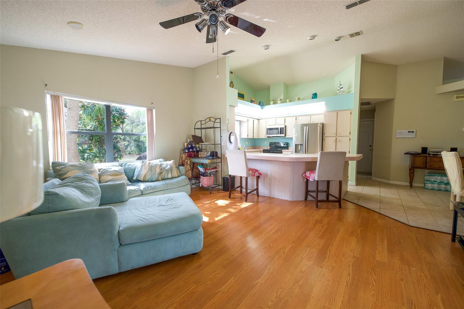 REGENCY OAKS - Residential