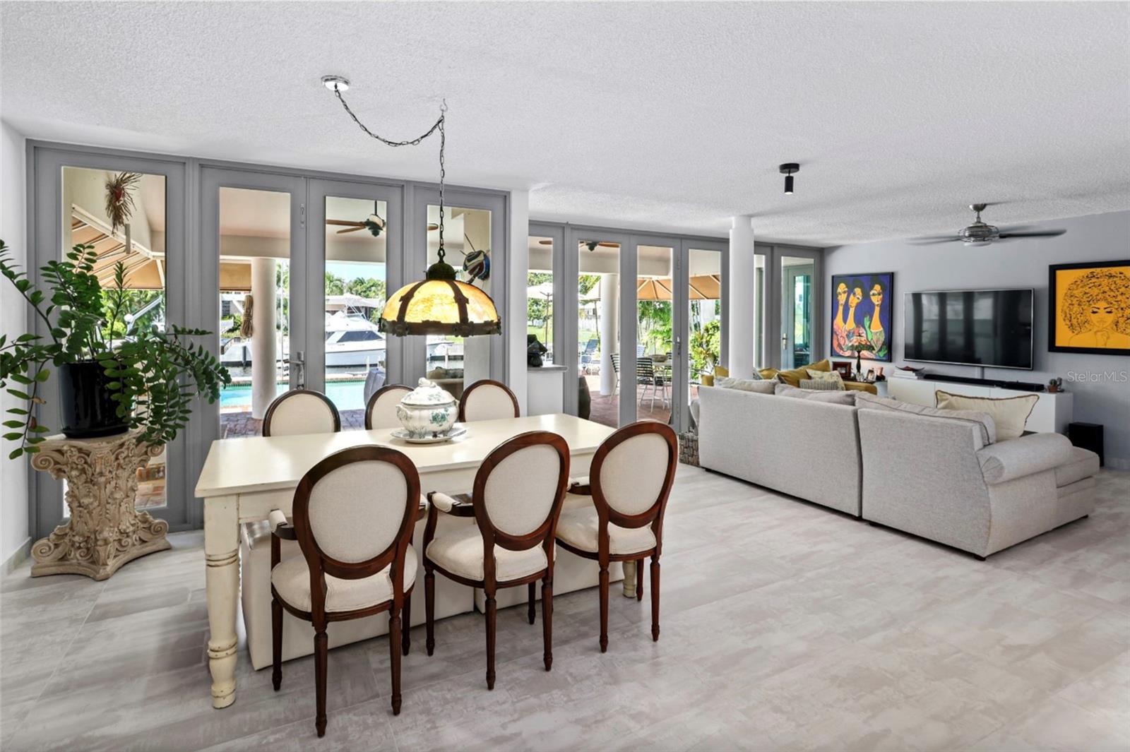 VISTAMA MARINA ESTE - Residential