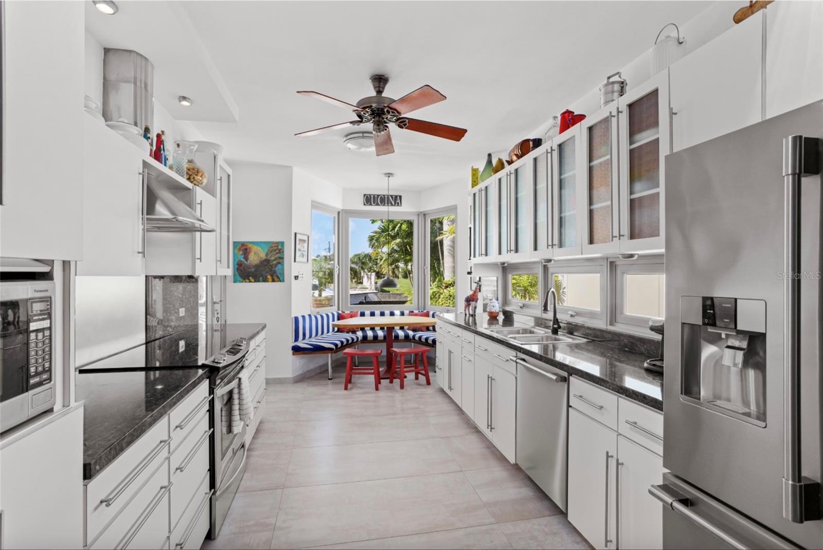 VISTAMA MARINA ESTE - Residential