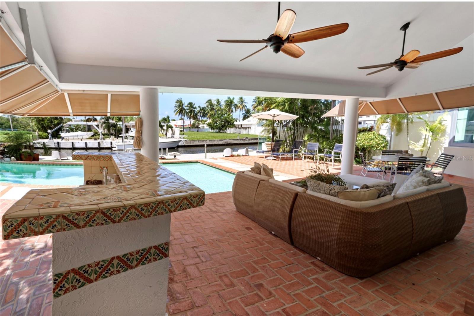 VISTAMA MARINA ESTE - Residential