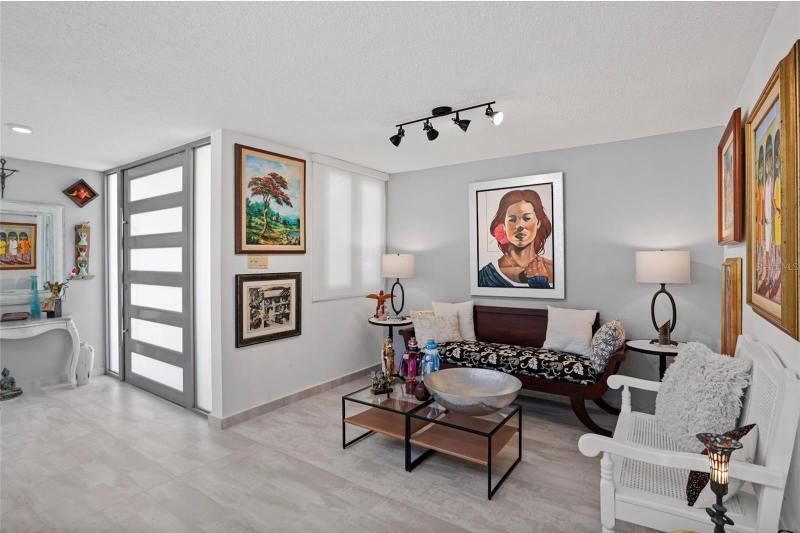 VISTAMA MARINA ESTE - Residential