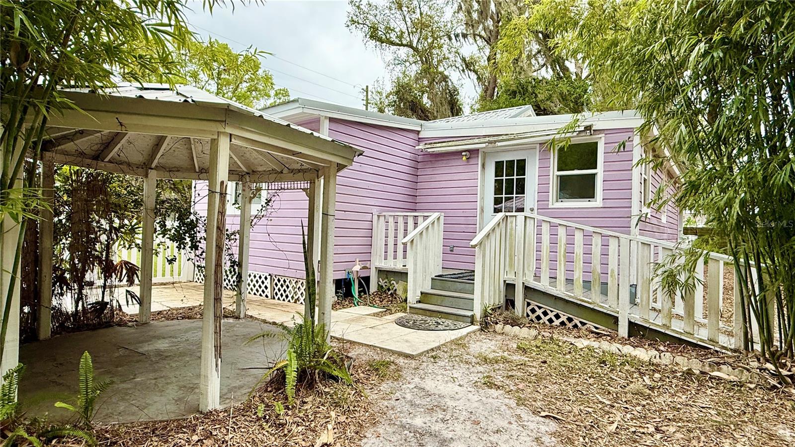 ACREAGE & UNREC - Residential