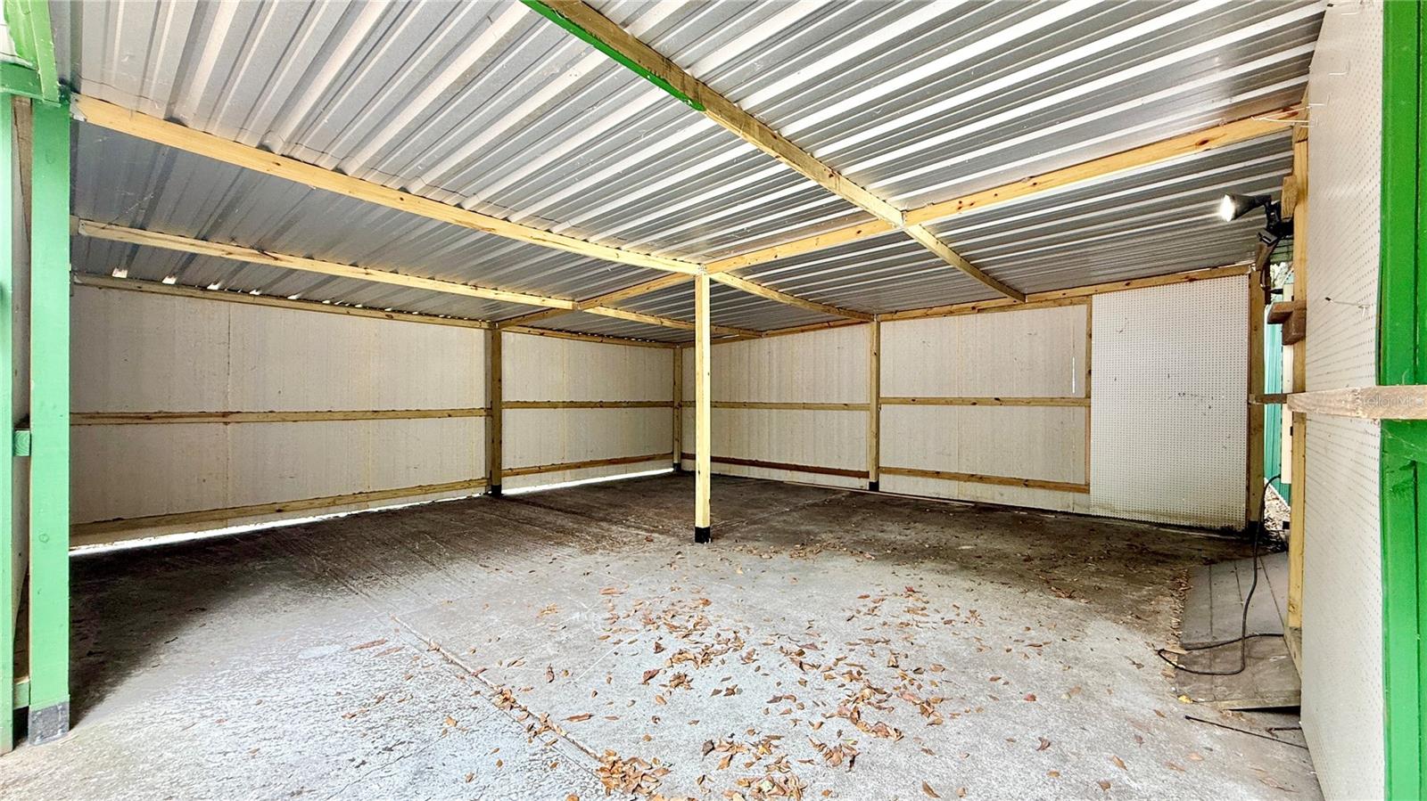 ACREAGE & UNREC - Residential