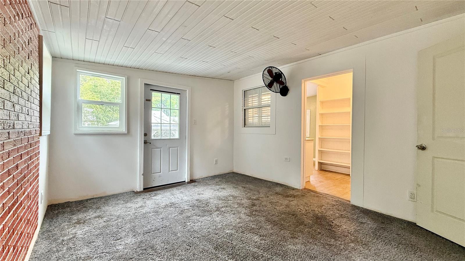 ACREAGE & UNREC - Residential