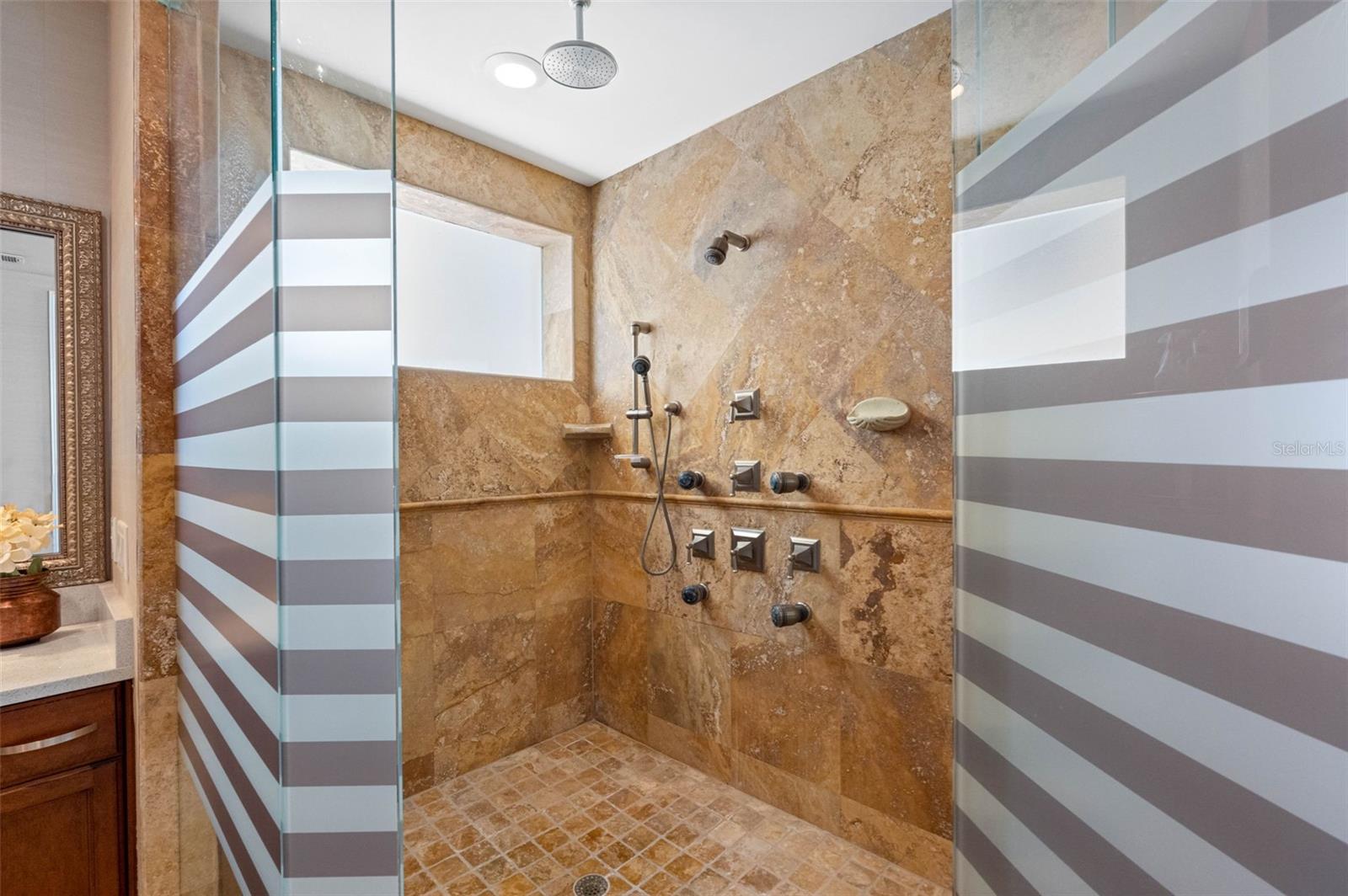 BELLARTE ON THE GULF CONDO RESIDENCE - Residential