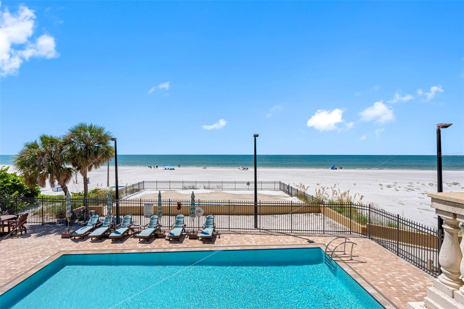 BELLARTE ON THE GULF CONDO RESIDENCE - Residential