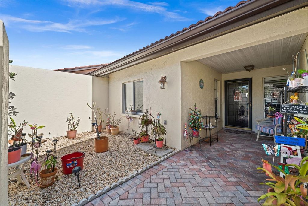 Photo of 3709 Miguel Way #8602, Sarasota, FL 34232 (MLS # A4681971)