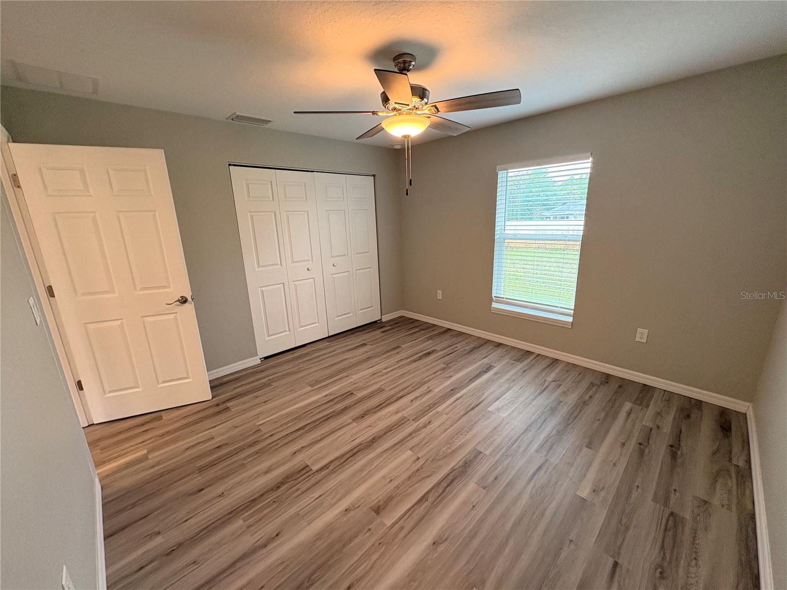 SILVER SPRINGS SHORES - Residential