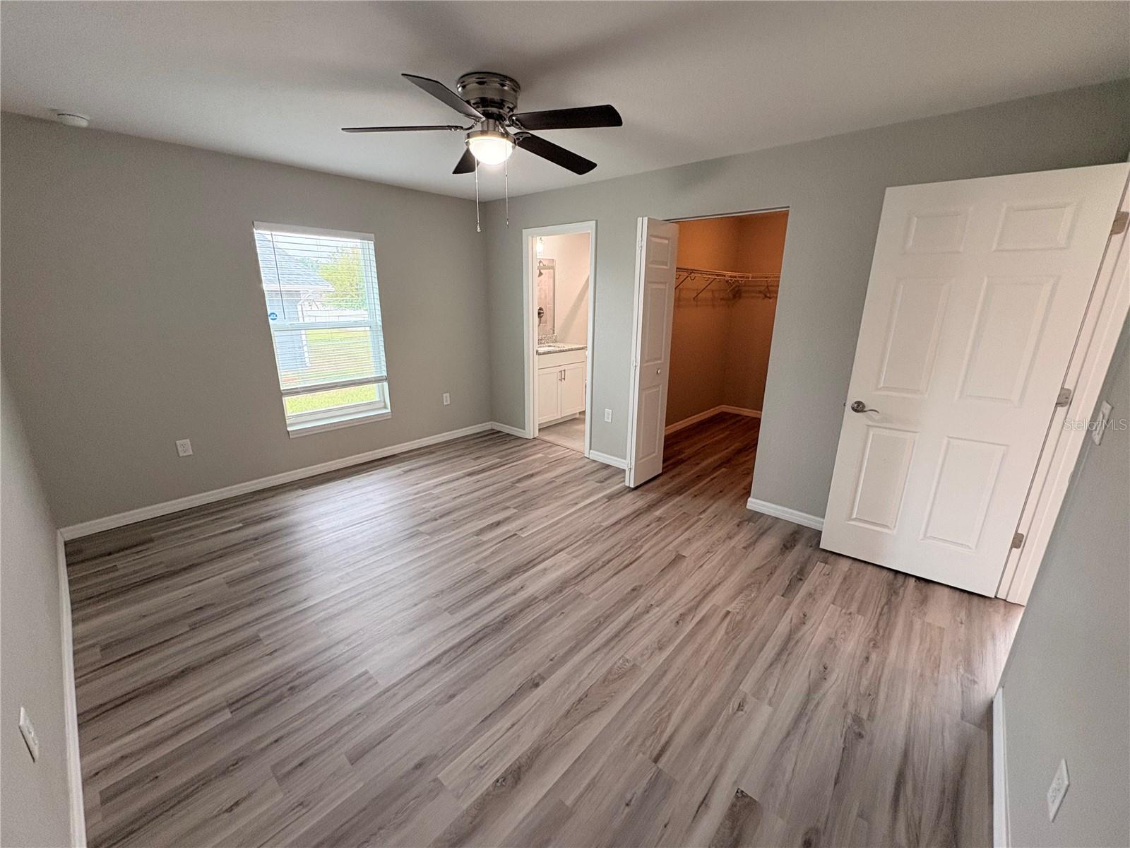 SILVER SPRINGS SHORES - Residential