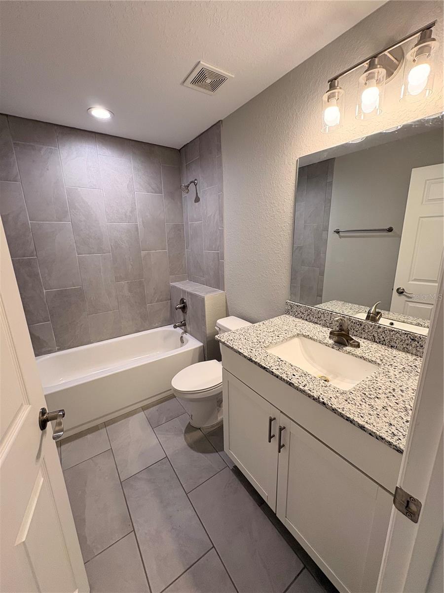 SILVER SPRINGS SHORES - Residential