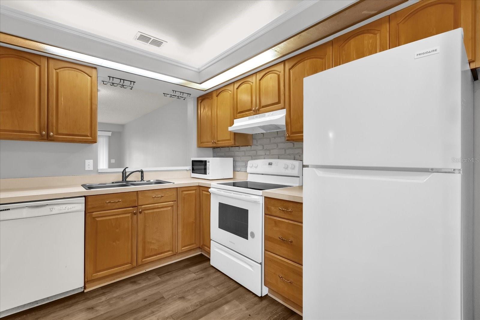 CLUB VILLAS AT WIMBLEDON PARK PH 02 - Residential