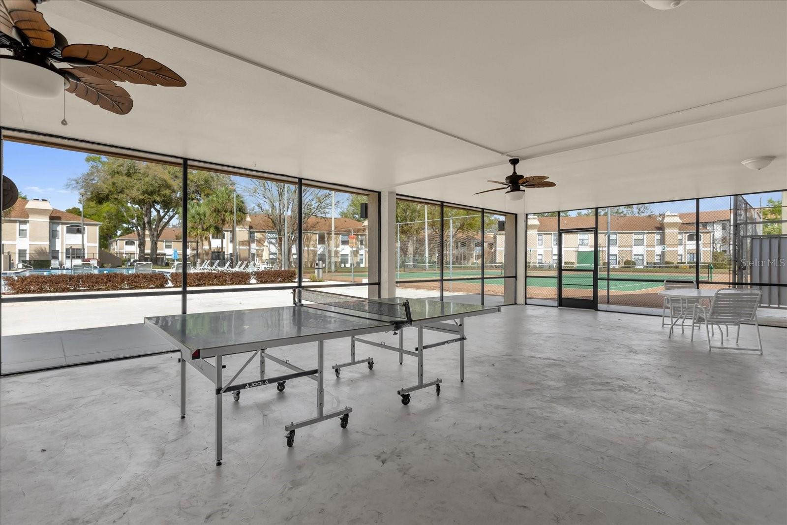 CLUB VILLAS AT WIMBLEDON PARK PH 02 - Residential